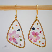 Load image into Gallery viewer, Gold Botanical Earrings