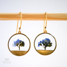 Load image into Gallery viewer, Gold Botanical Earrings