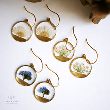 Load image into Gallery viewer, Gold Botanical Earrings