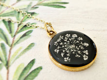 Load image into Gallery viewer, Queen Anne's Lace Botanical Necklace - Round Cameo