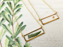 Load image into Gallery viewer, Gold Botanical Necklace - Bar