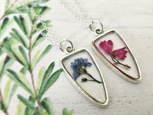 Load image into Gallery viewer, Silver Botanical Necklace- Large Arrowhead