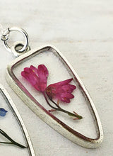 Load image into Gallery viewer, Silver Botanical Necklace- Large Arrowhead