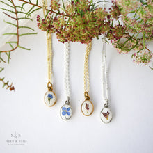 Load image into Gallery viewer, Small Heirloom Oval Necklace