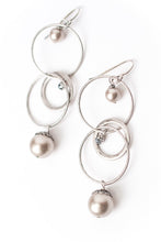 Load image into Gallery viewer, Silver and Pearl Earrings