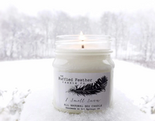 Load image into Gallery viewer, I Smell Snow Soy Candle