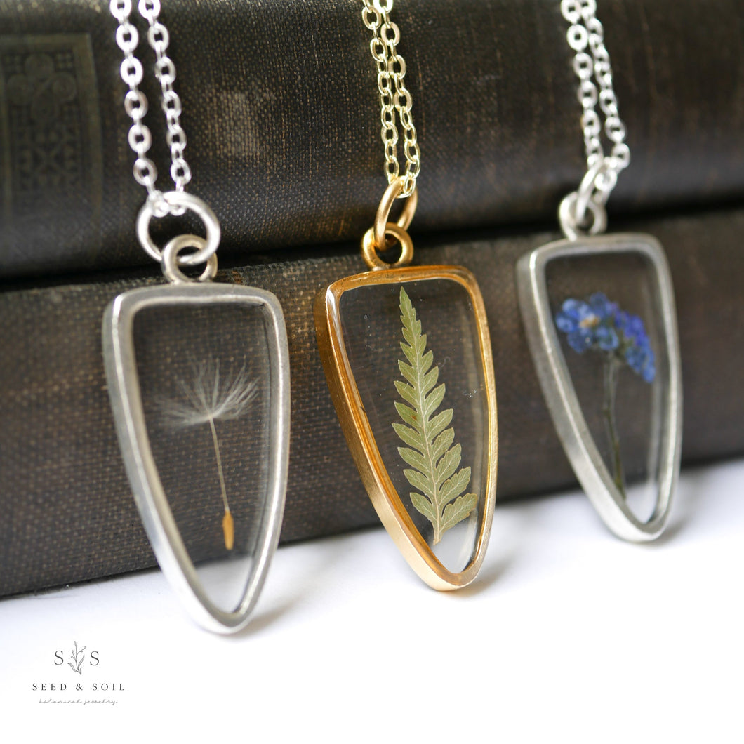 Gold Botanical Necklace - Large Arrowhead