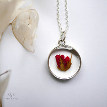 Load image into Gallery viewer, Silver Botanical Necklace - Deep Round
