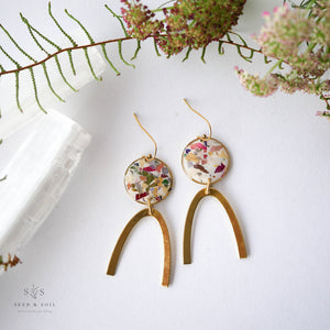 Amore Arch Botanical Earrings