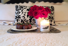 Load image into Gallery viewer, Chocolate &amp; Amber Soy Candle
